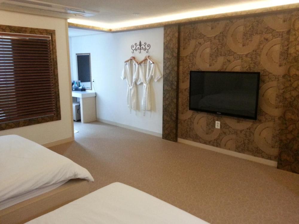 Hotel W Shinjeju Buitenkant foto
